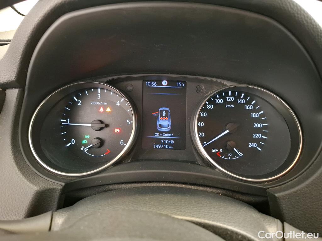  Nissan  Qashqai NISSAN  / 2017 / 5P / Crossover &1.5 DCI 110 BUSINESS EDITION #18