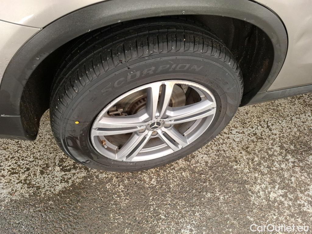  Mercedes  G-Klasee MERCEDES-BENZ GLC / 2019 / 5P / SUV 2.0 GLC 300 E BUSINESS LINE 4MATIC #3