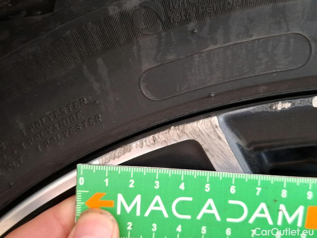  Peugeot  308  Allure Pack 1.2 PureTech 130CV BVA8 E6d #15