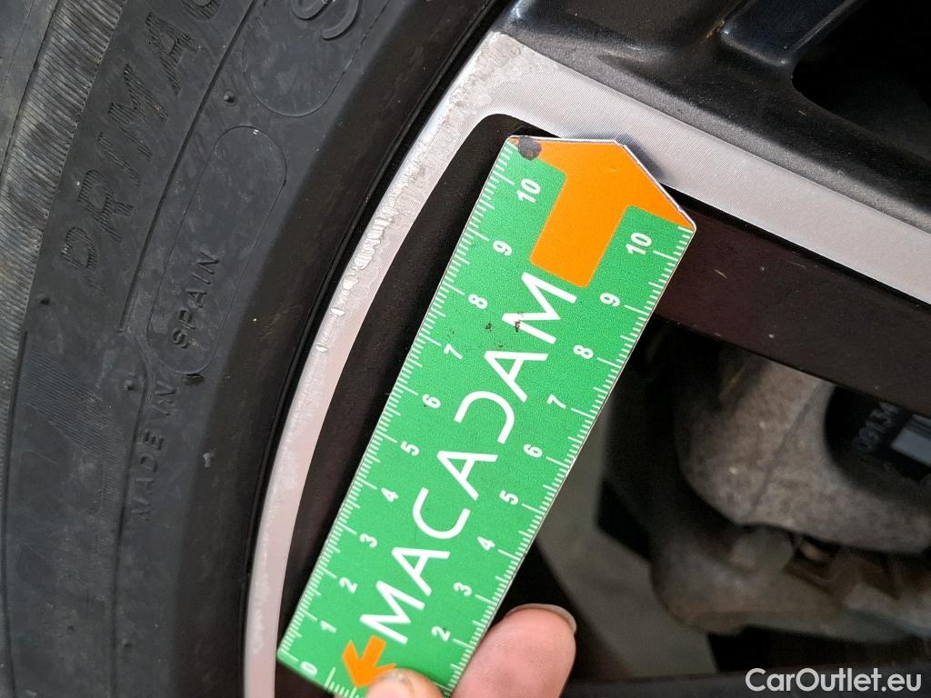  Peugeot  308  Allure Pack 1.2 PureTech 130CV BVA8 E6d #24