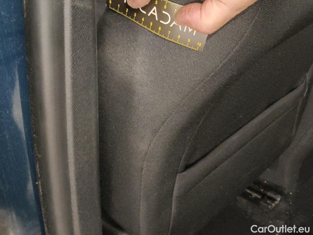  Peugeot  3008  Active Business 1.5 HDi 130CV BVA8 E6d #15