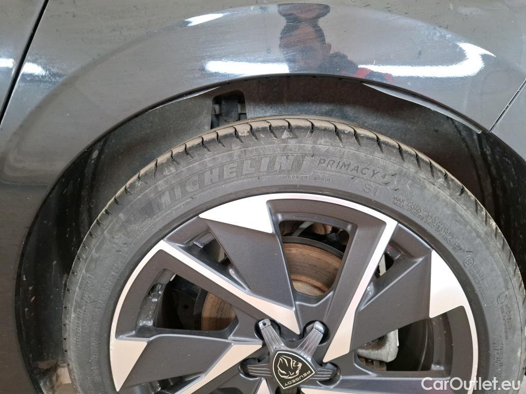  Peugeot  308  Allure Pack 1.2 PureTech 130CV BVA8 E6d #32