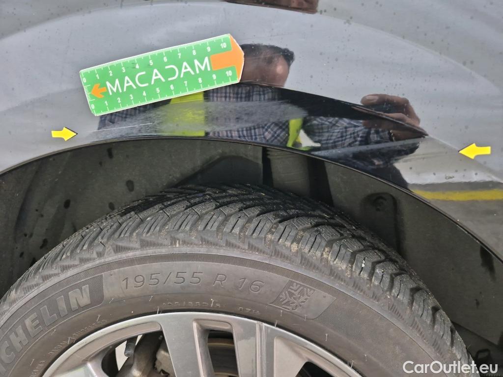  Peugeot  208  Active Pack 1.5 HDi 100CV BVM6 E6d #58