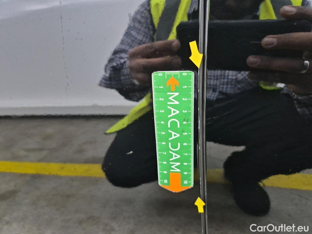  Peugeot  208  Active Pack 1.5 HDi 100CV BVM6 E6d #48