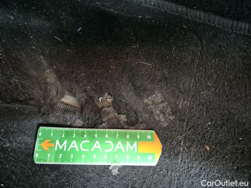  Peugeot  208  Active Pack 1.5 HDi 100CV BVM6 E6d #29