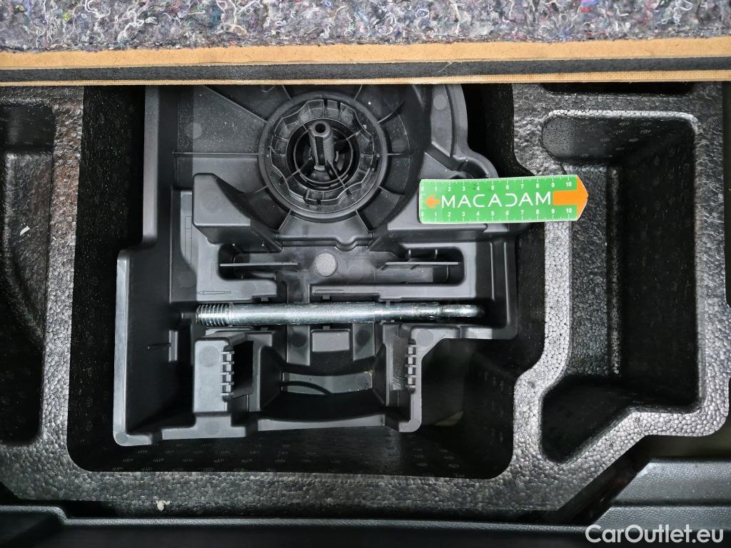  Peugeot  208  Active Pack 1.5 HDi 100CV BVM6 E6d #41