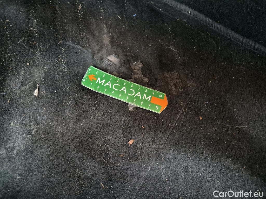  Peugeot  208  Active Pack 1.5 HDi 100CV BVM6 E6d #28