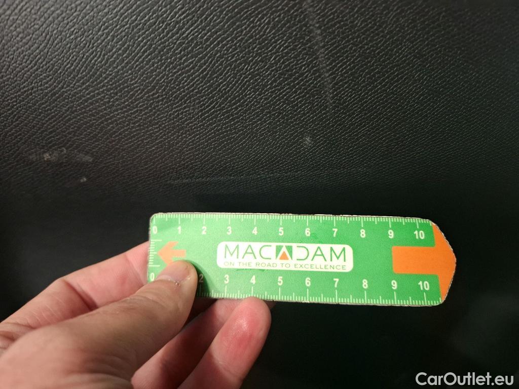  Peugeot  3008 PEUGEOT  / 2020 / 5P / SUV BlueHDi 130 S&S EAT8 GT #6