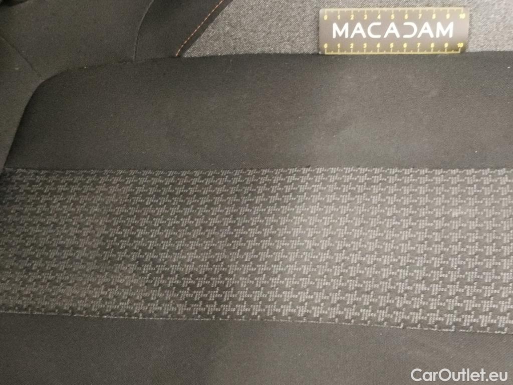  Peugeot  3008  Active Business 1.5 HDi 130CV BVA8 E6d #12