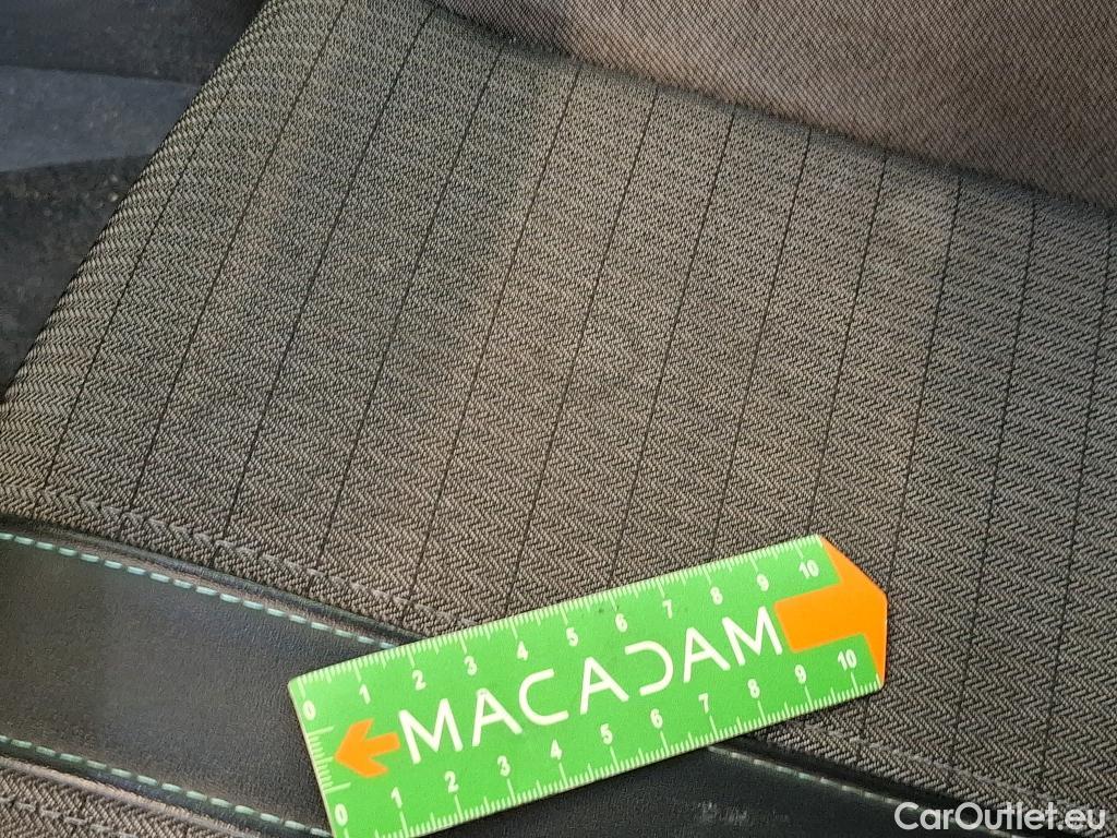  Peugeot  2008  Allure 1.2 PureTech 100CV BVM6 E6d #70