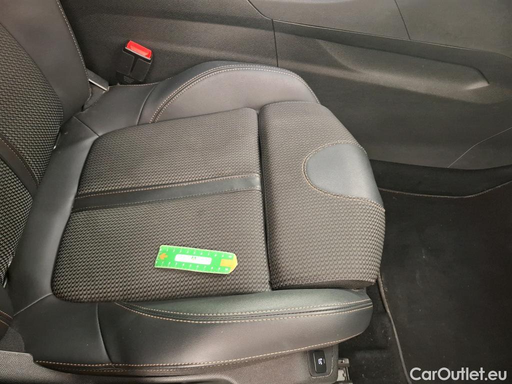  Peugeot  3008 PEUGEOT  / 2020 / 5P / SUV BlueHDi 130 S&S EAT8 GT #8