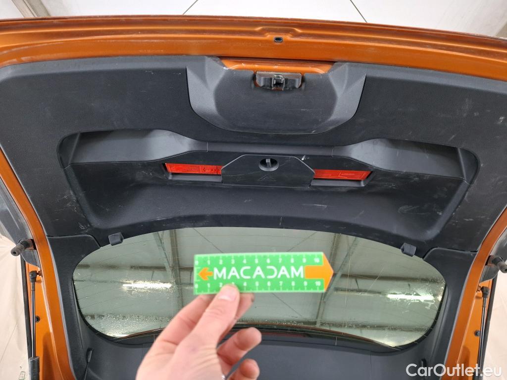  Peugeot  2008  Allure 1.2 PureTech 100CV BVM6 E6d #27