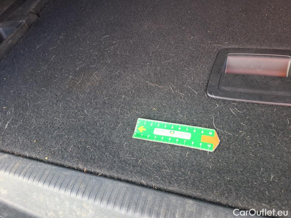  Peugeot  3008  II Active Pack 1.5 HDi 130CV BVA8 E6d #4