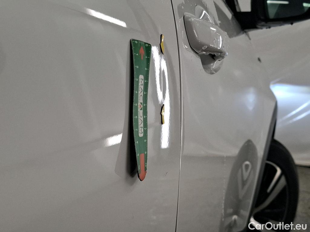  Peugeot  3008 PEUGEOT  / 2020 / 5P / SUV BlueHDi 130 S&S EAT8 GT #2