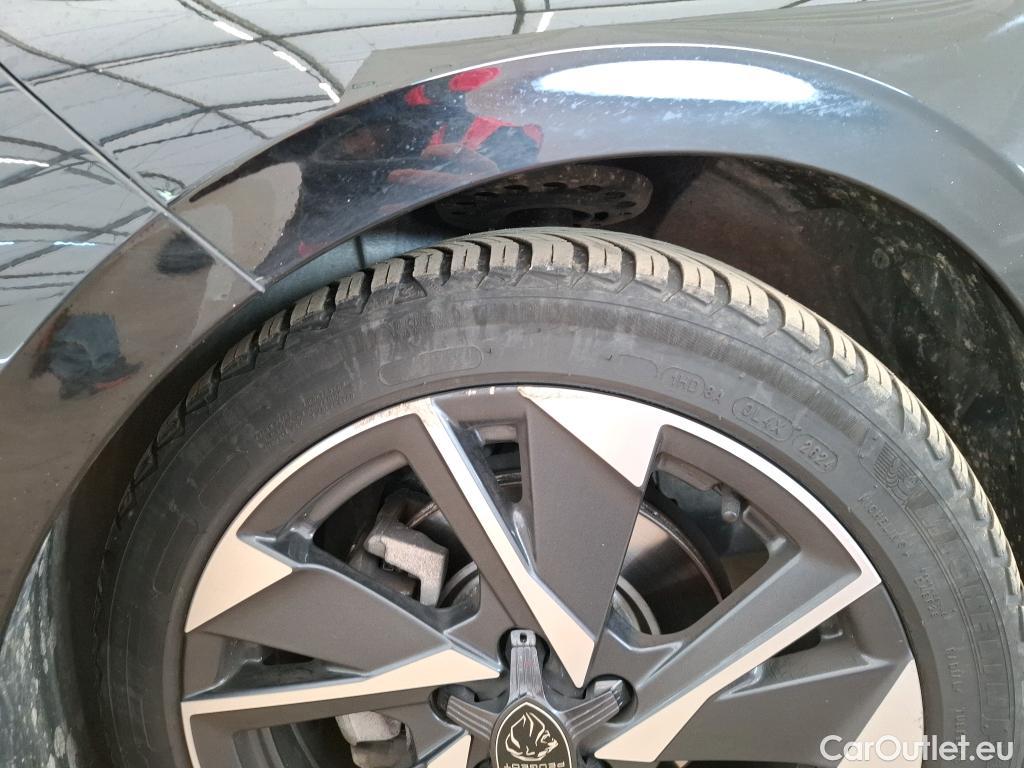  Peugeot  308  Allure Pack 1.2 PureTech 130CV BVA8 E6d #34