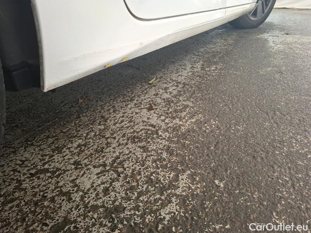  Peugeot  308 PEUGEOT  SW / 2021 / 5P / Break BlueHDi 130 EAT8 ACTIVE PACK #8