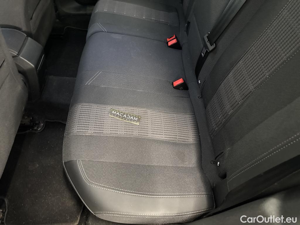  Peugeot  308 PEUGEOT  SW / 2017 / 5P / Break PureTech 110 S&S SW ALLURE #13