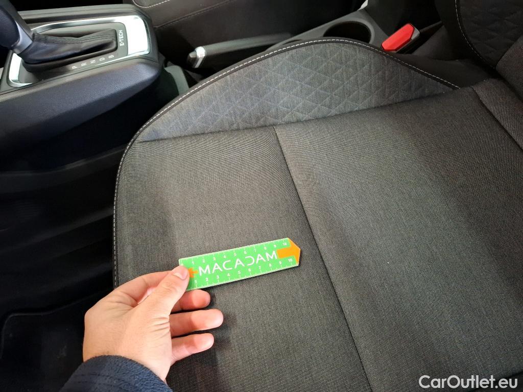  Renault  Captur  II Business 1.6 E-TECH Hybrid 145CV BVA6 E6d #8