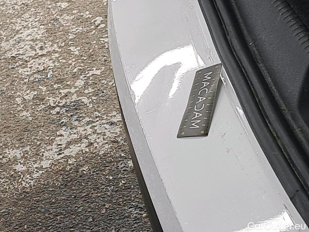  Peugeot  308 PEUGEOT  SW / 2021 / 5P / Break PureTech 130 S&S ACTIVE PACK #1