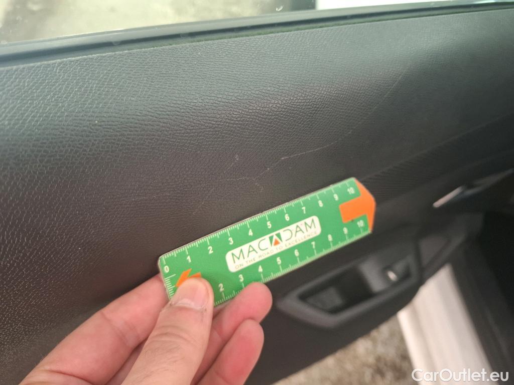  Peugeot  308 PEUGEOT  SW / 2021 / 5P / Break BlueHDi 130 EAT8 ACTIVE PACK #16