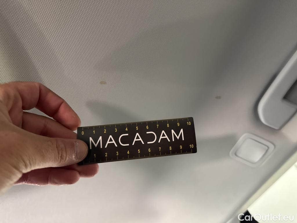  Peugeot  308 PEUGEOT  SW / 2017 / 5P / Break PureTech 110 S&S SW ALLURE #15