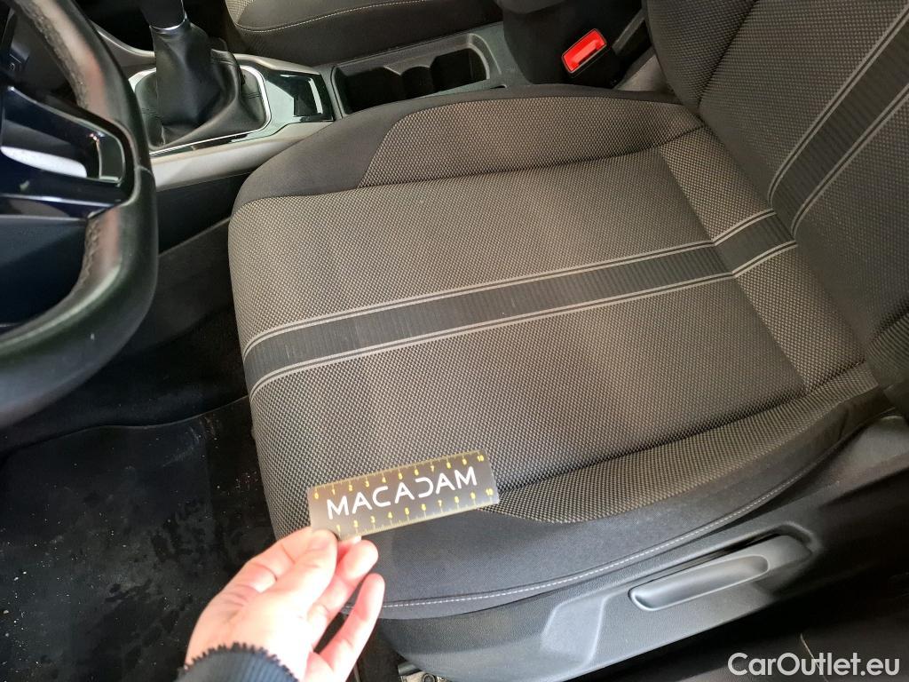  Volkswagen  T-ROC VOLKSWAGEN  / 2017 / 5P / SUV 1.0 TSI 110 LOUNGE BUSINESS #26