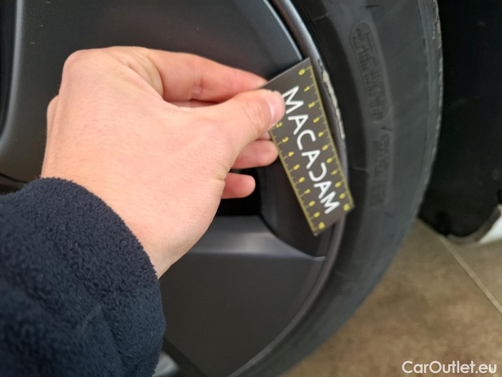  Tesla  Model 3 TESLA  / 2018 / 4P / Berline Grande Autonomie Dual Motor AWD #18