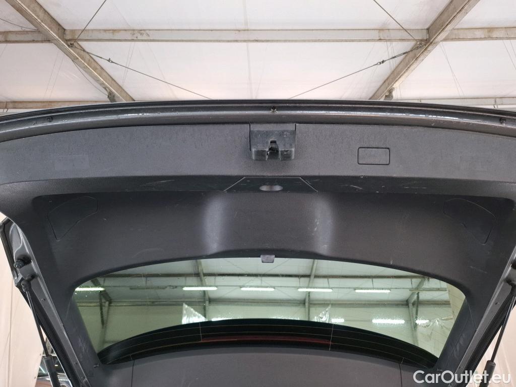  Volkswagen  T-ROC VOLKSWAGEN  / 2017 / 5P / SUV 1.0 TSI 110 LOUNGE BUSINESS #16