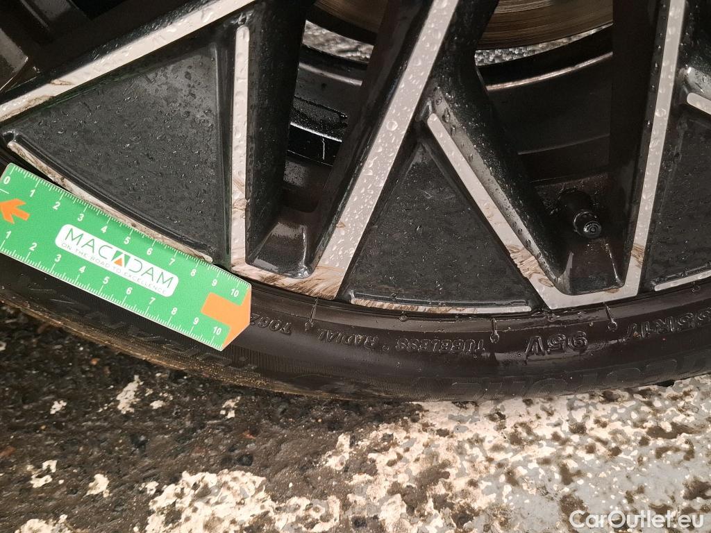  Skoda  Octavia  Break Style 2.0 TDI 150CV BVA7 E6d #9