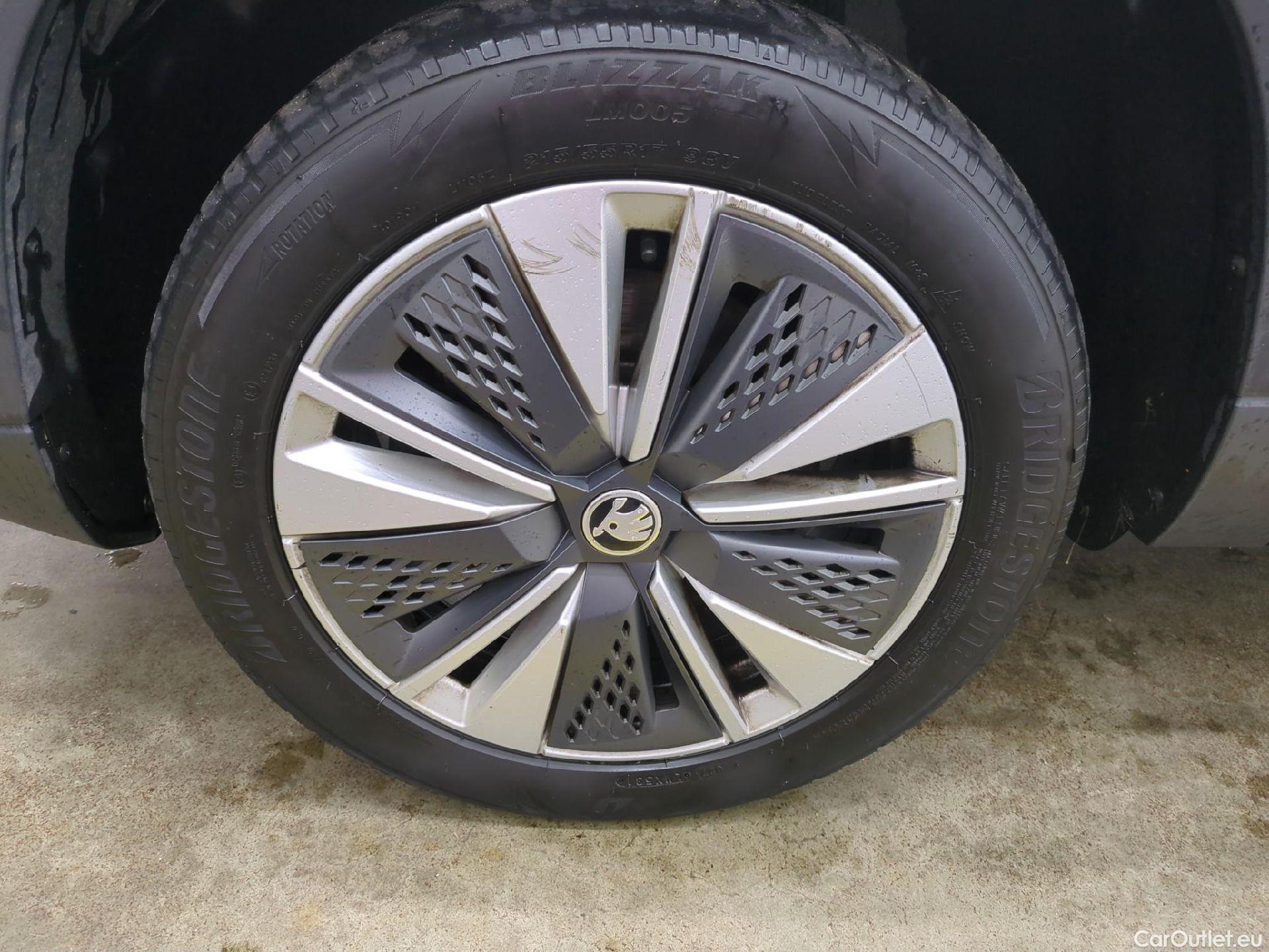  Skoda  Karoq SKODA  / 2017 / 5P / SUV 2.0 TDI 116ch DSG7 Business #1