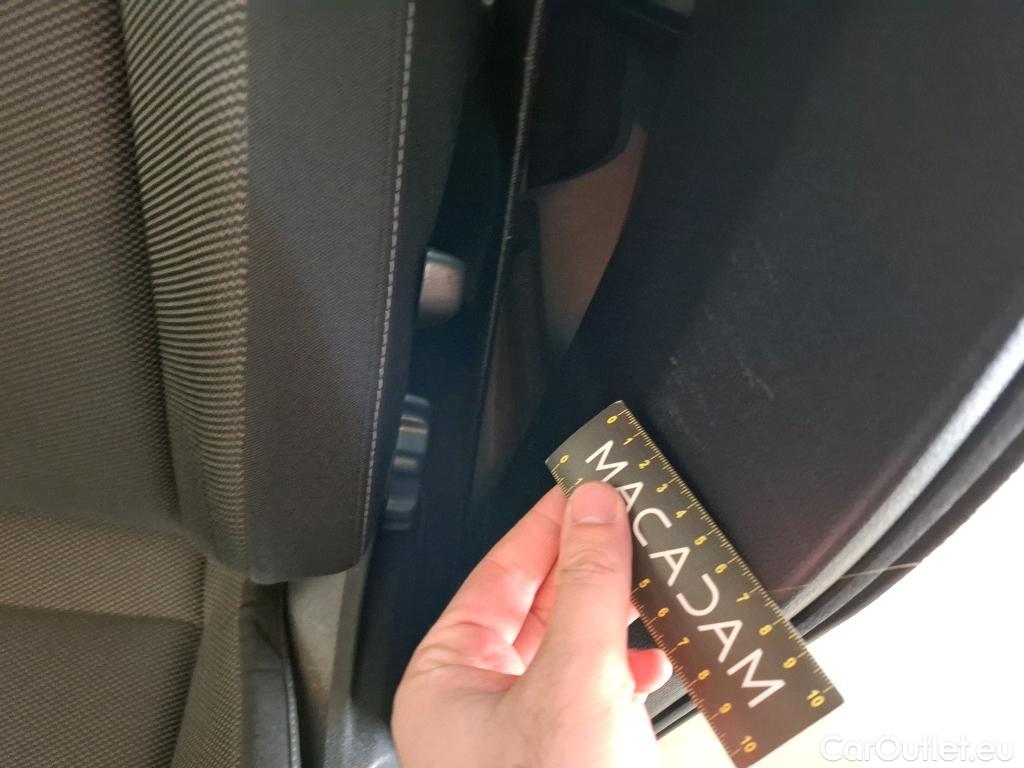  Volkswagen  T-ROC VOLKSWAGEN  / 2017 / 5P / SUV 1.0 TSI 110 LOUNGE BUSINESS #10