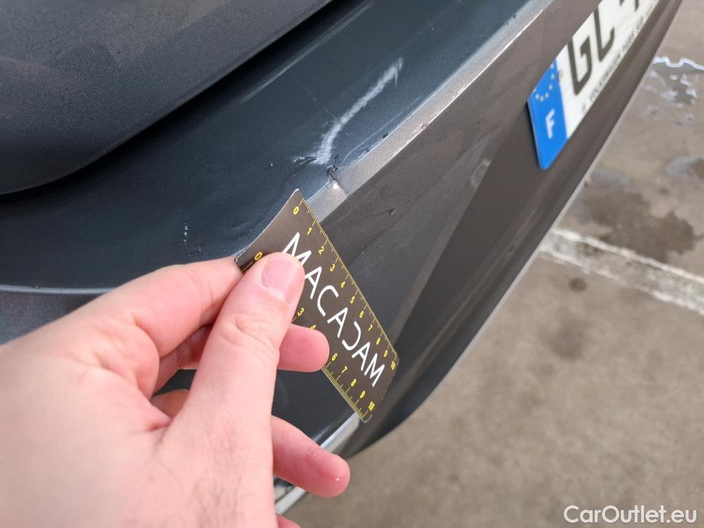  Volkswagen  T-ROC VOLKSWAGEN  / 2017 / 5P / SUV 1.0 TSI 110 LOUNGE BUSINESS #2