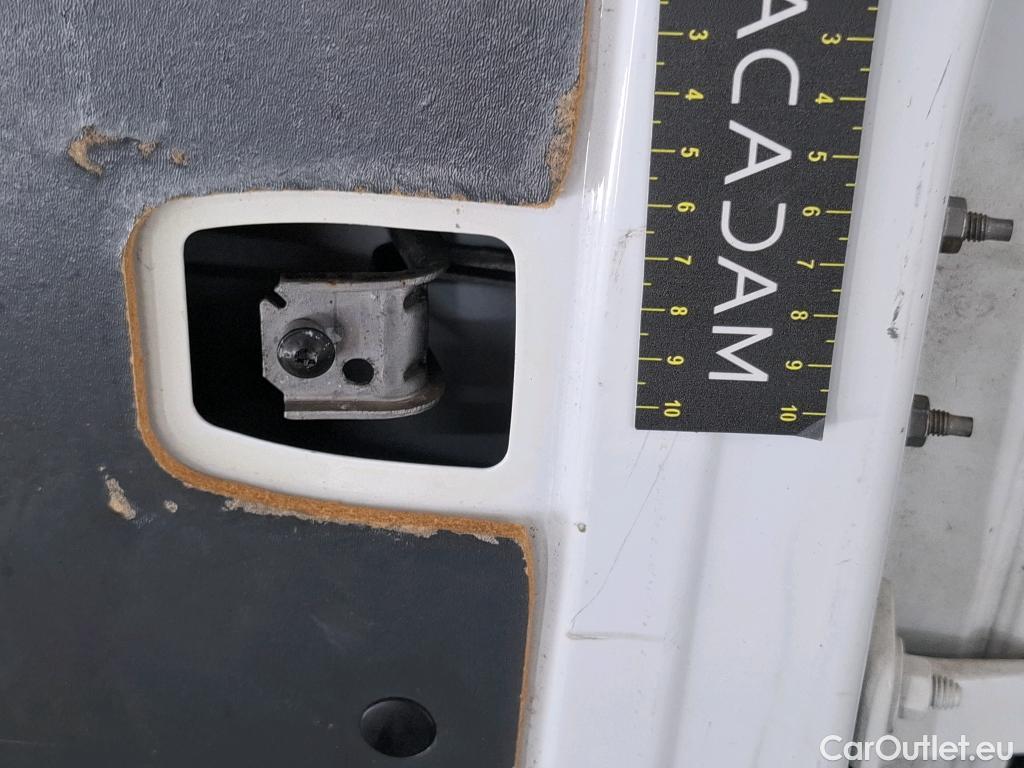  Renault  Kangoo  Express Extra (Série Spéciale) 1.5 dCi 90CV BVM5 E6 #61