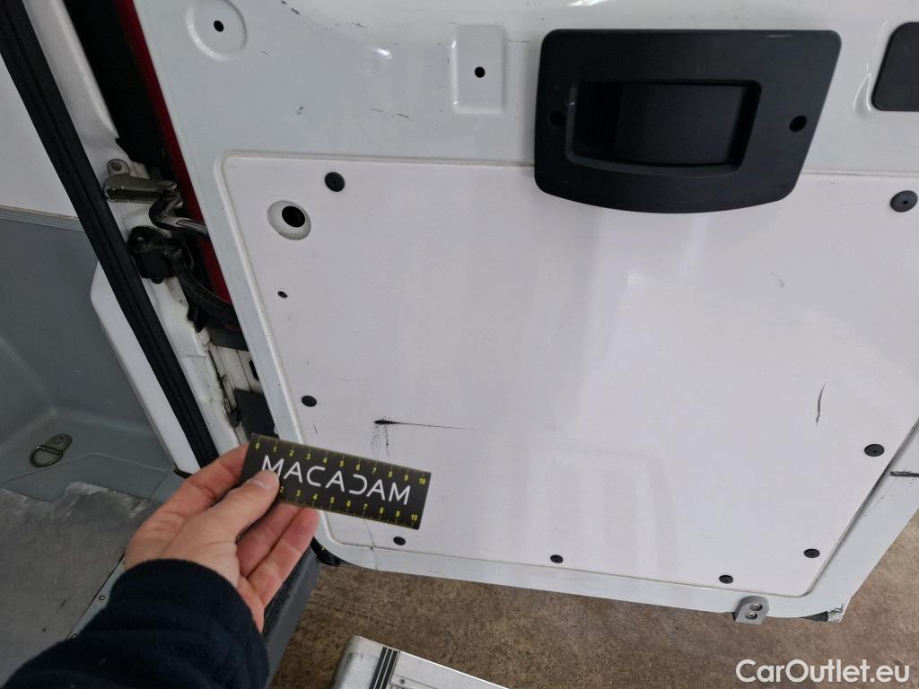  Peugeot  Boxer PEUGEOT  VU 4p Fourgon 2.0 BLUEHDI 110 PREMIUM PACK 335 L3H3 #15