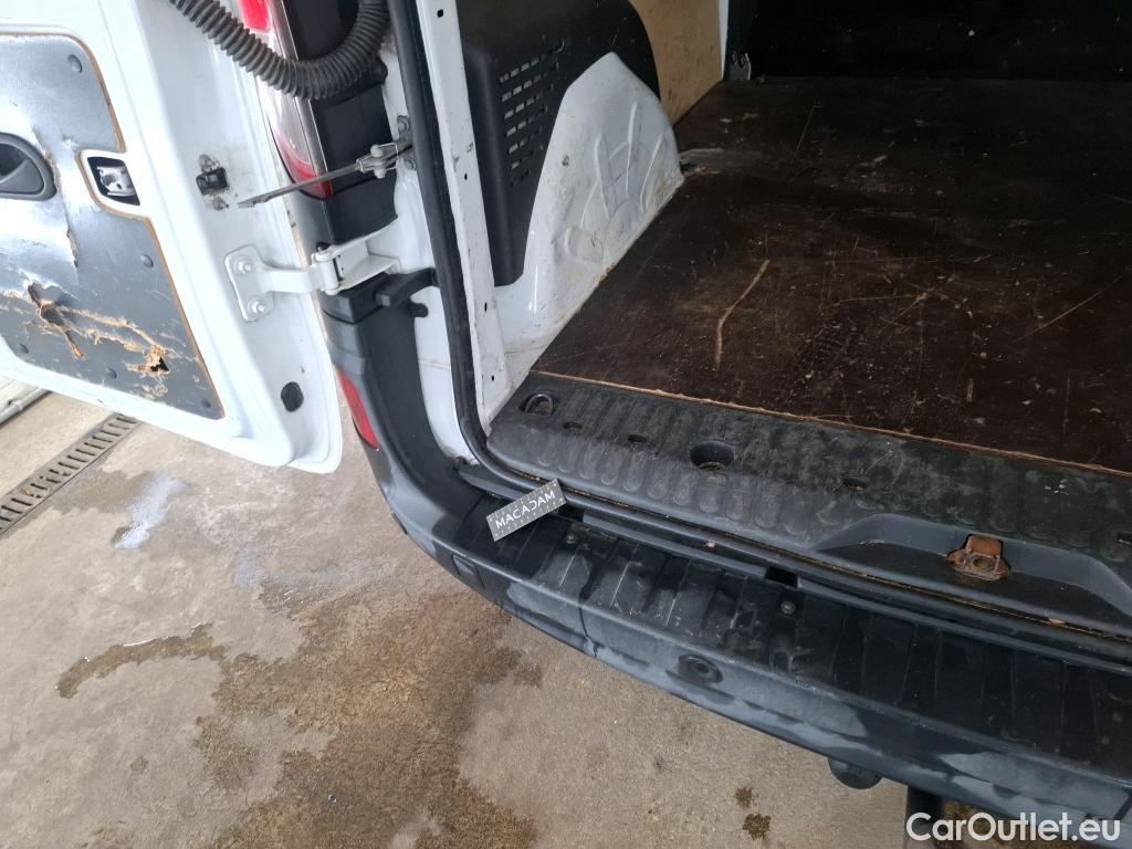  Renault  Kangoo  Express Extra (Série Spéciale) 1.5 dCi 90CV BVM5 E6 #36