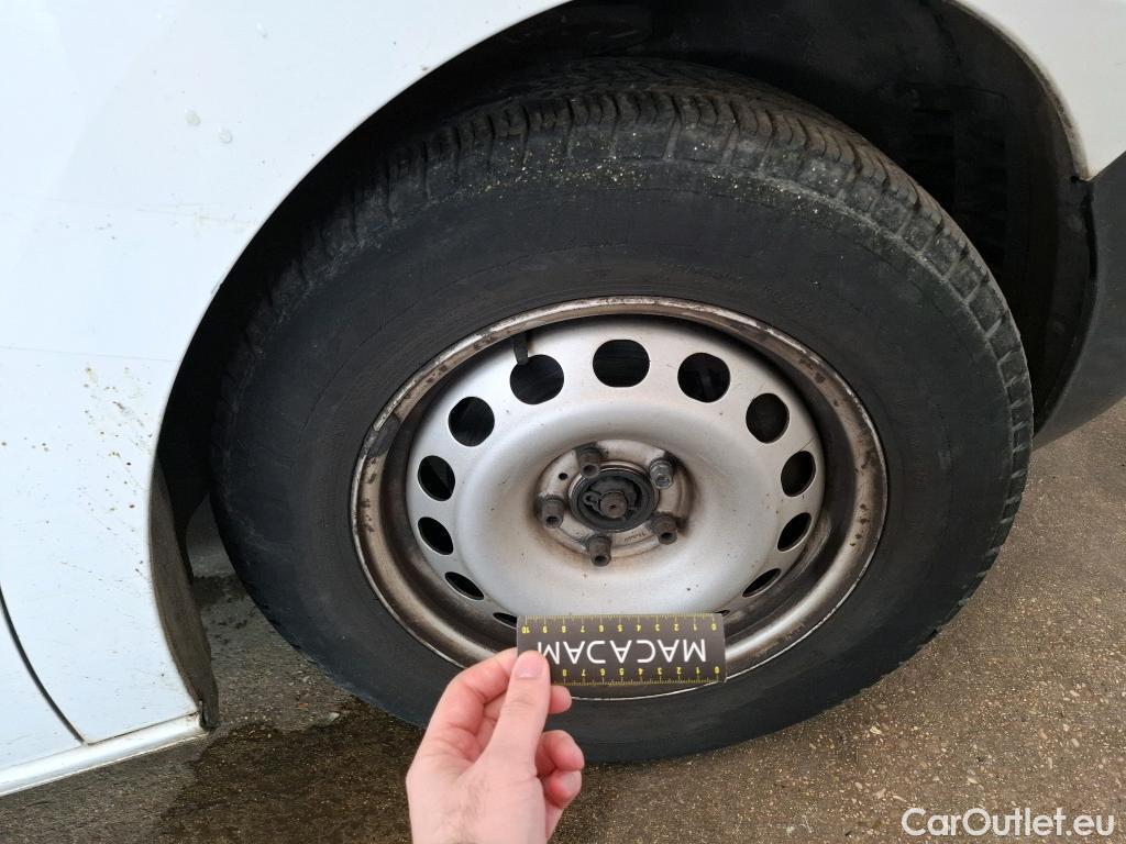  Peugeot  Expert PEUGEOT  / 2016 / 4P / Fourgon tôlé 1.5 BLUEHDI 120 S&S STANDARD Asphalt #32