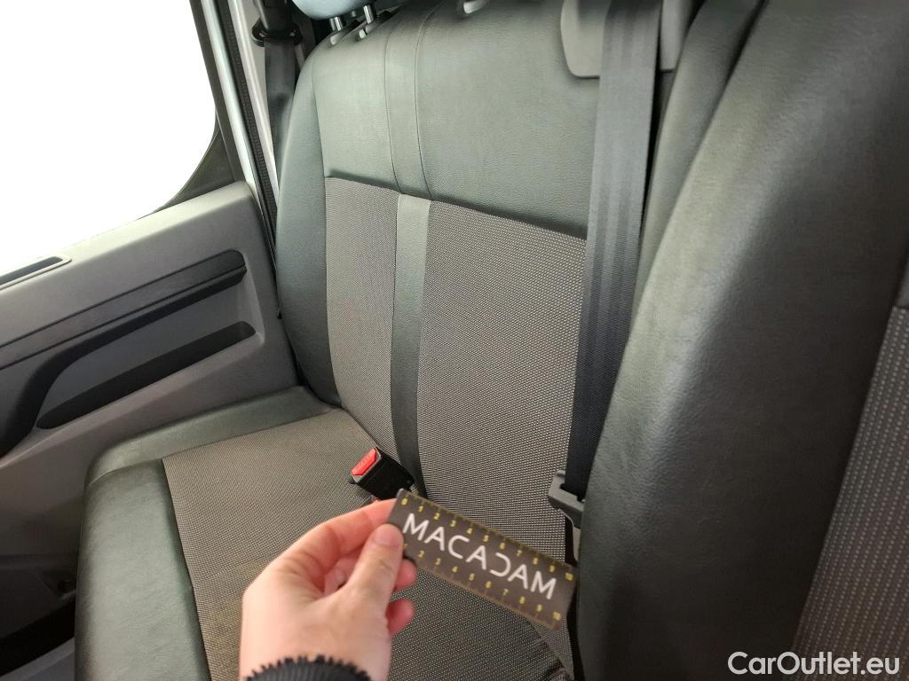  Peugeot  Expert PEUGEOT  / 2016 / 4P / Fourgon tôlé 1.5 BLUEHDI 120 S&S STANDARD Asphalt #28