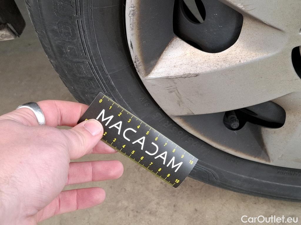  Renault  Kangoo RENAULT  Express VU 4p Fourgonnette Grand Vol ExtraR-Link dCi 110 EDC #61