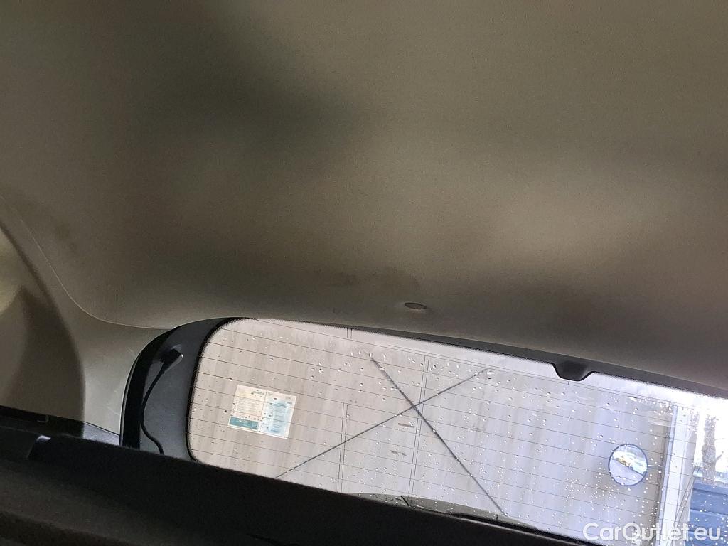  Renault  Captur RENAULT  / 2019 / 5P / SUV Intens E-TECH Plug-in 160 TVU #19