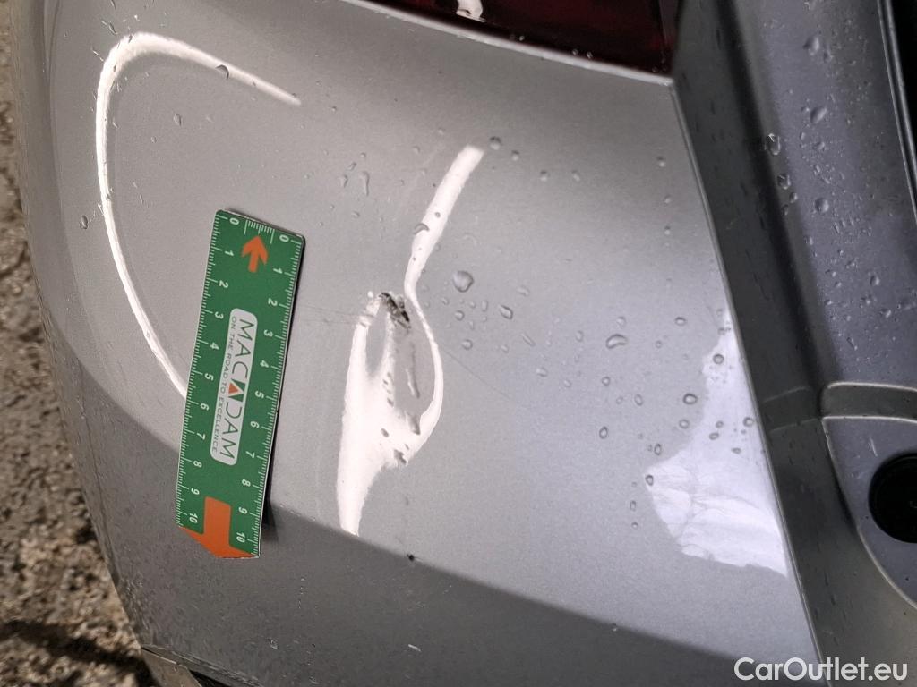  Renault  Captur RENAULT  / 2019 / 5P / SUV Intens E-TECH Plug-in 160 TVU #7