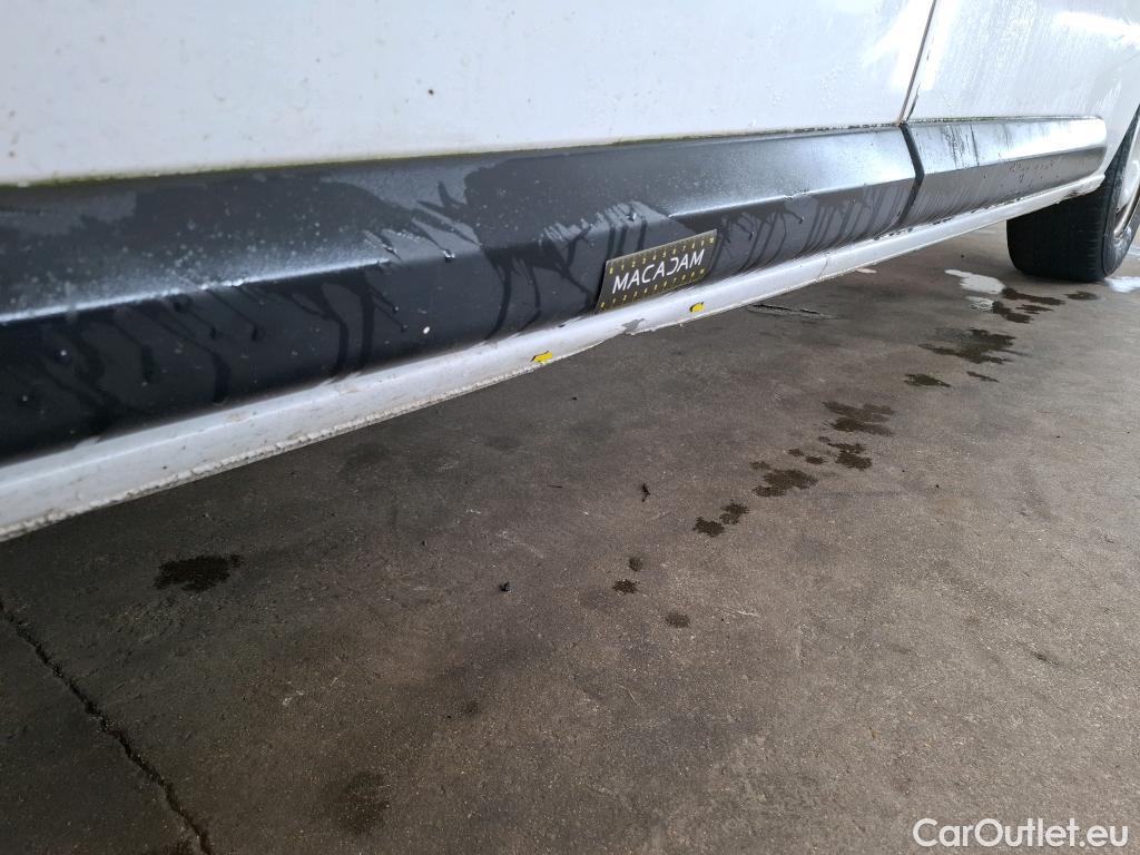  Peugeot  Expert PEUGEOT  / 2016 / 4P / Fourgon tôlé 1.5 BLUEHDI 120 S&S STANDARD Asphalt #8