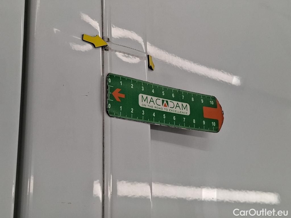  Renault  Master  III Fourgon L2H2 3 5 Grand Confort dCi 135CV BVM6 E6dT #48