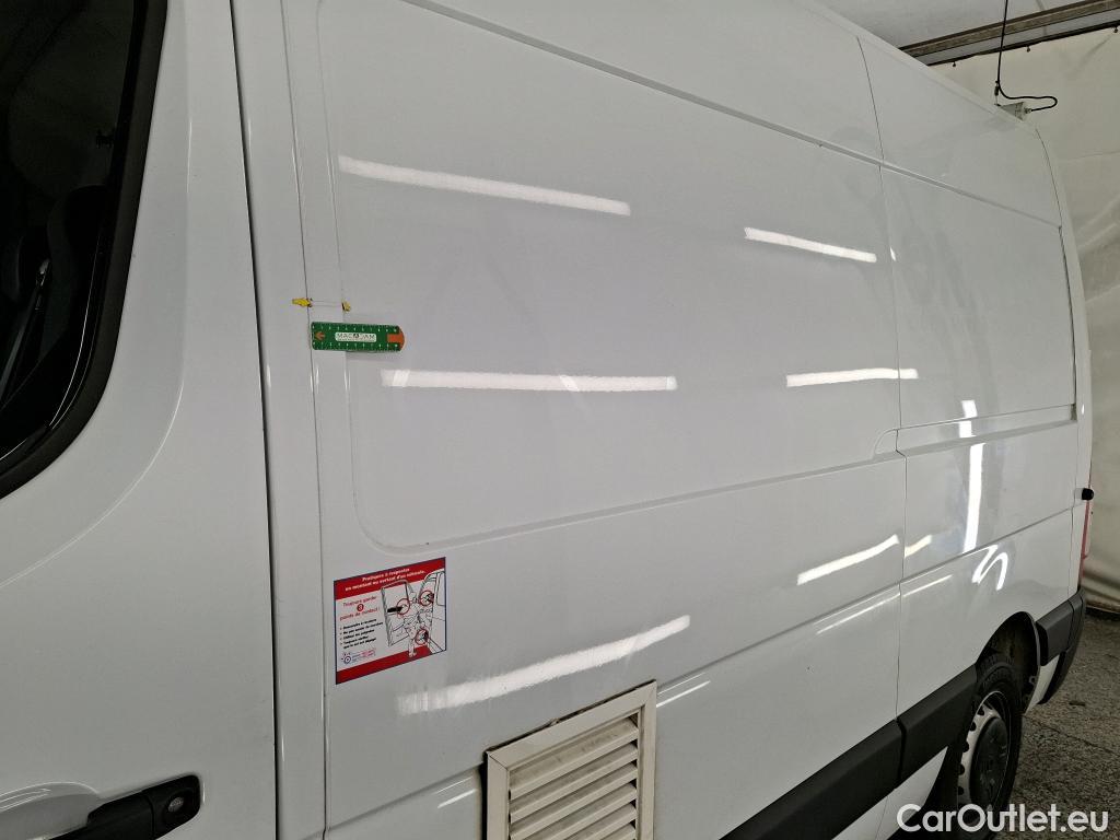  Renault  Master  III Fourgon L2H2 3 5 Grand Confort dCi 135CV BVM6 E6dT #47