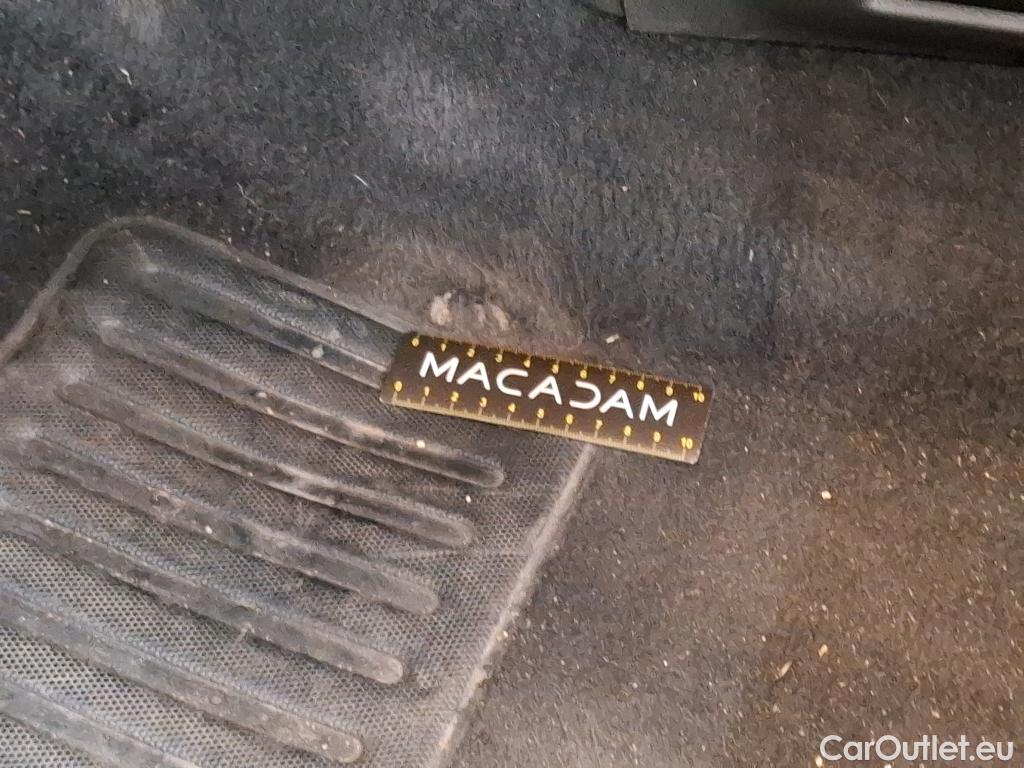  Citroen  C3  Société Feel 1.5 BlueHDI 100CV BVM6 E6d #9