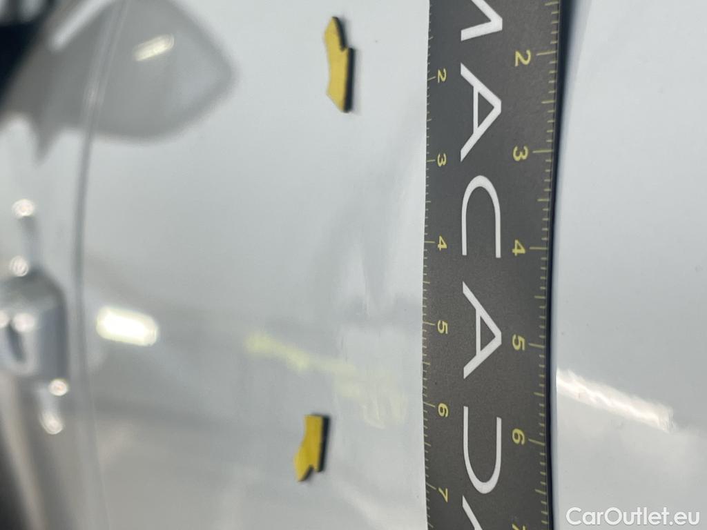  Citroen  C3  Shine Business 1.5 BlueHDI 100CV BVM5 E6dT #2