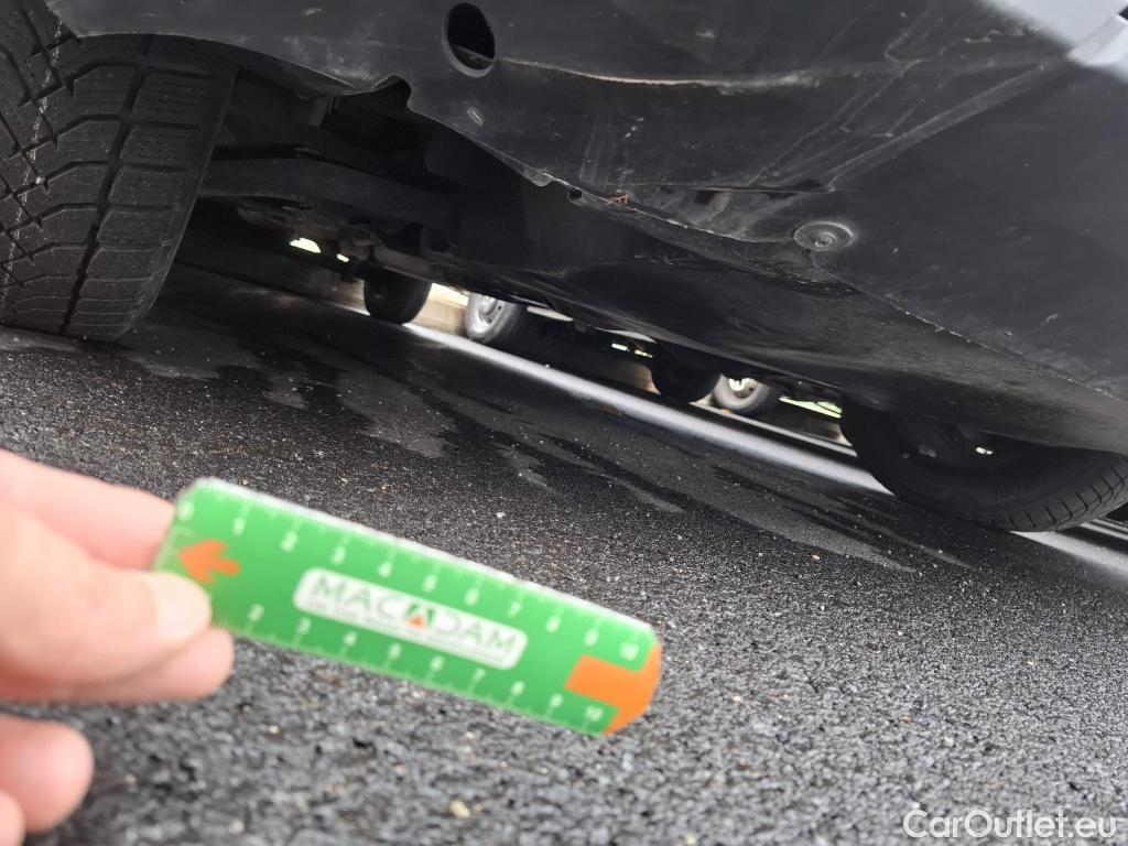  Renault  Master  III Fourgon L2H2 3 5 Grand Confort dCi 135CV BVM6 E6dT #25