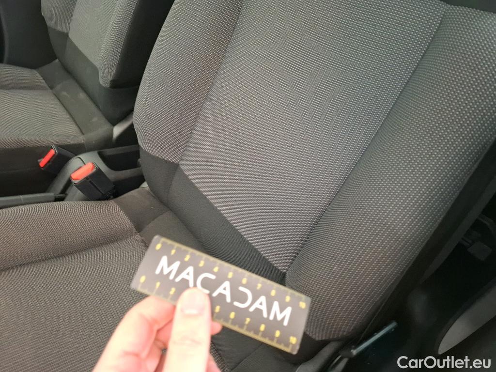  Citroen  C3  Société Feel 1.5 BlueHDI 100CV BVM6 E6d #18