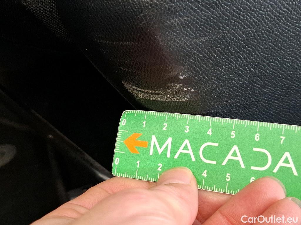  Peugeot  208  Premium 1.5 HDi 100CV BVM6 E6d #14