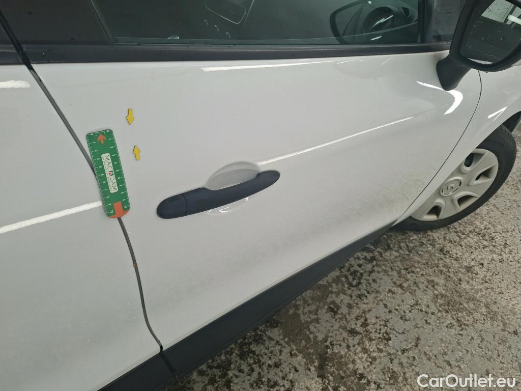  Renault  Clio  IV Air 1.5 dCi 90CV BVM5 E6 #23