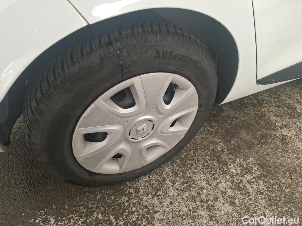  Renault  Clio  IV Air 1.5 dCi 90CV BVM5 E6 #32